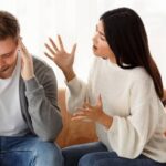 Signs of a Toxic Online Relationship And How To Break Free